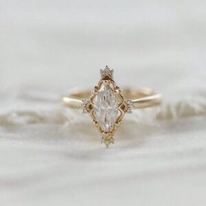 10k gold plated Elegant Gold Diamond Ring zirconia stone
